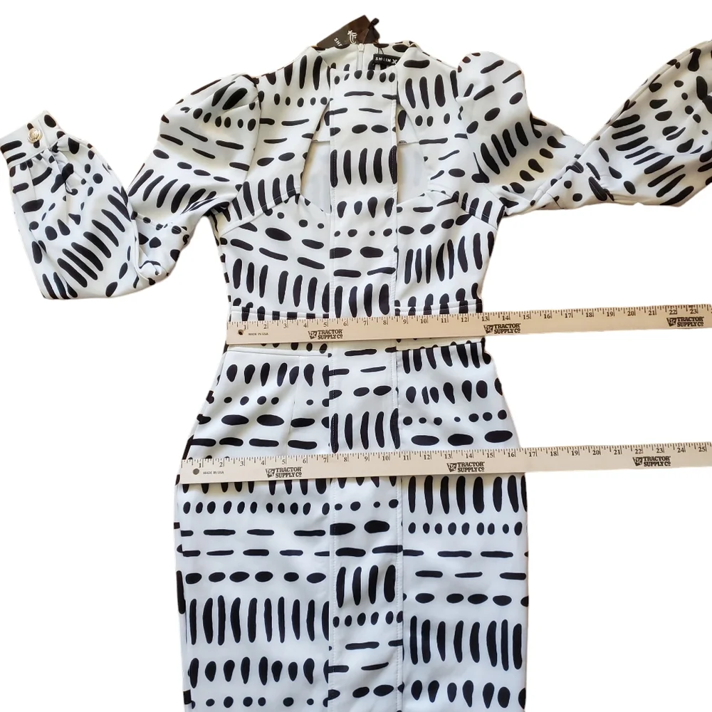 Shein X Women's Black & White Bodycon Cutout High Neck Dress New Size XS - Picture 7 of 12